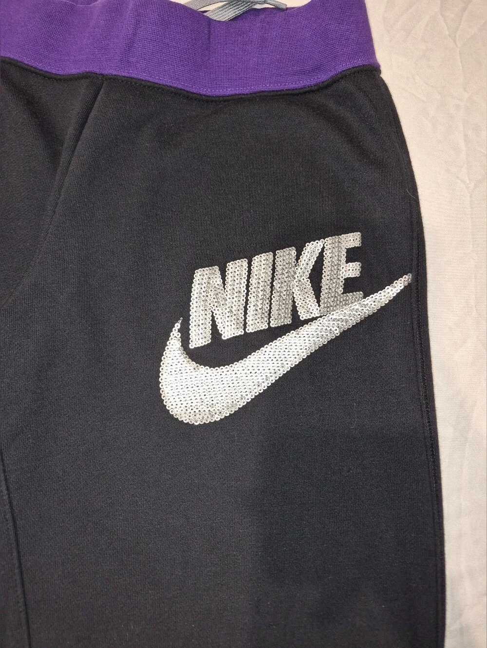 NWOT Nike Joggers - Girls XL